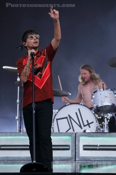 LOUIS TOMLINSON - 2024-08-18 - CHARLEVILLE-MEZIERES - Square Bayard - Zanzibar - 